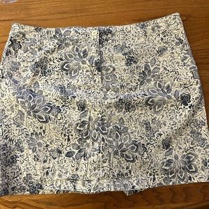 CJ Banks and Karen Scott Skorts 18W